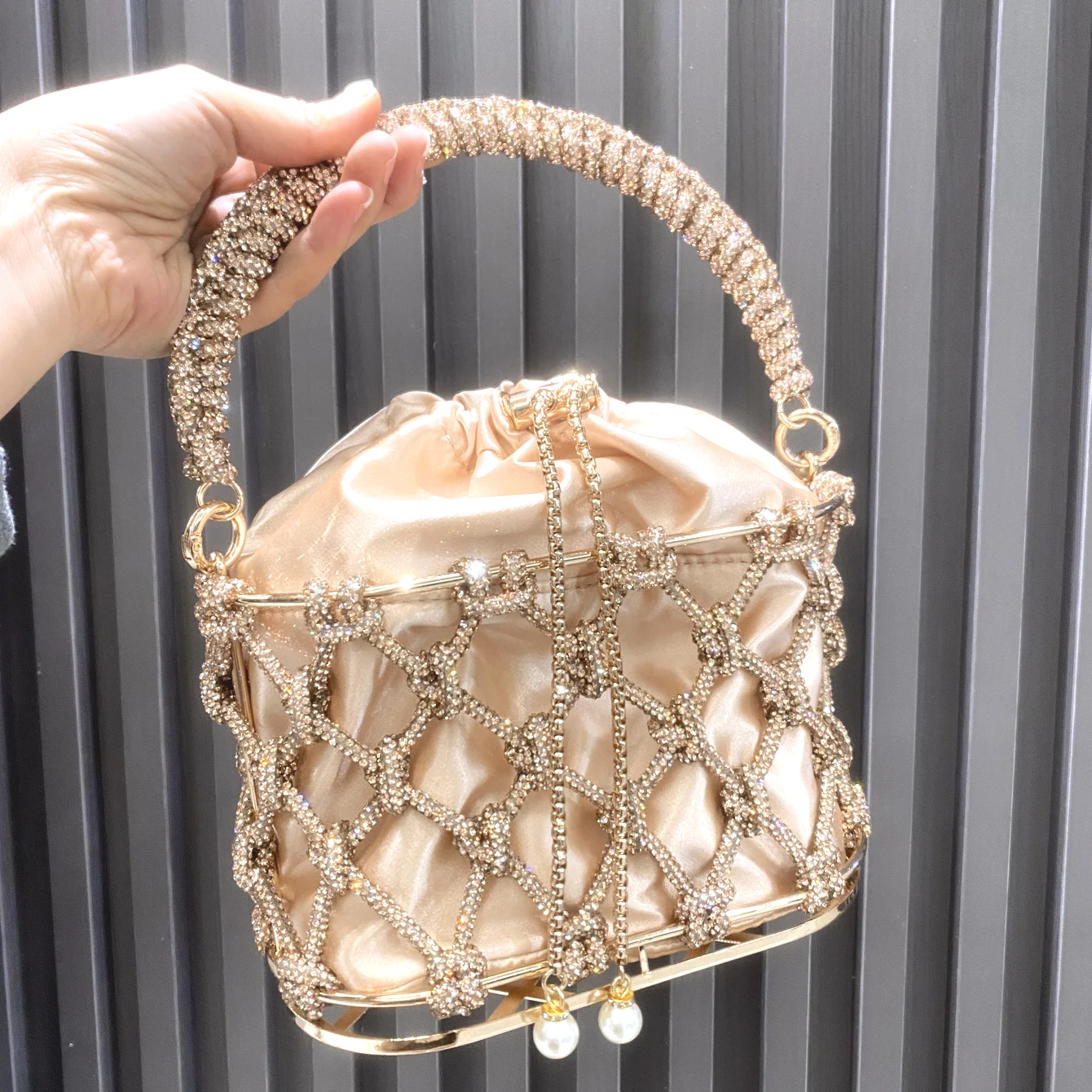 

handmade Rhinestones Evening clutch Bag Purses and handbag luxury Designer shoulder bag Shiny Crystal Clutch purse bucket bag
