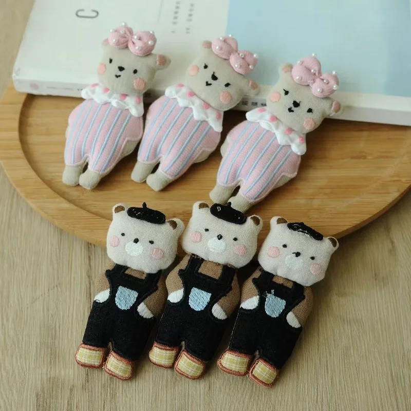 

Cute Pink Bow Bear with Overalls Fabric Stuffed Brooch Premium Soft Girl Pendant Necklace Bag Charm for Women Daily Party Use