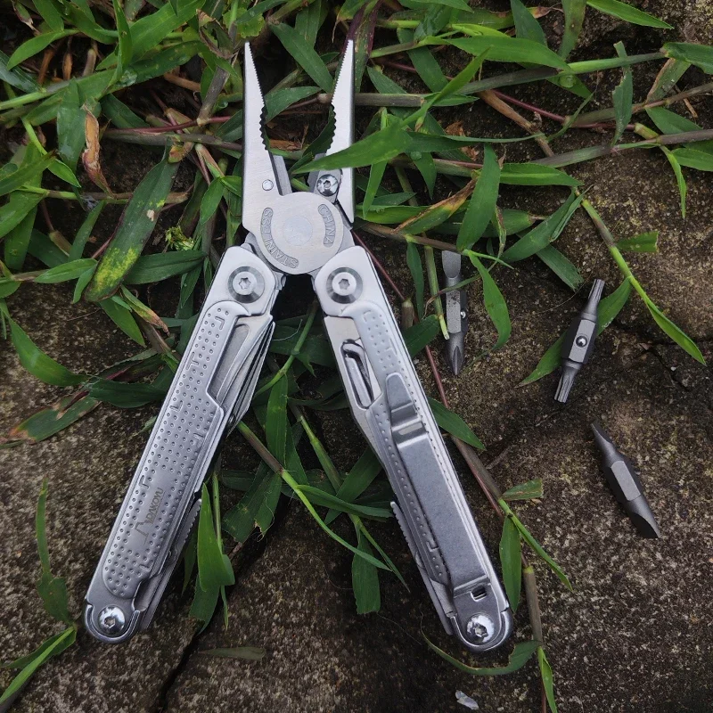 DAKOYU Alicate multiferramenta dobrável DK20 em 1 Alicate de ferramenta de combinação multifuncional Tesoura dobrável EDC Equipamento ao ar livre Swiss