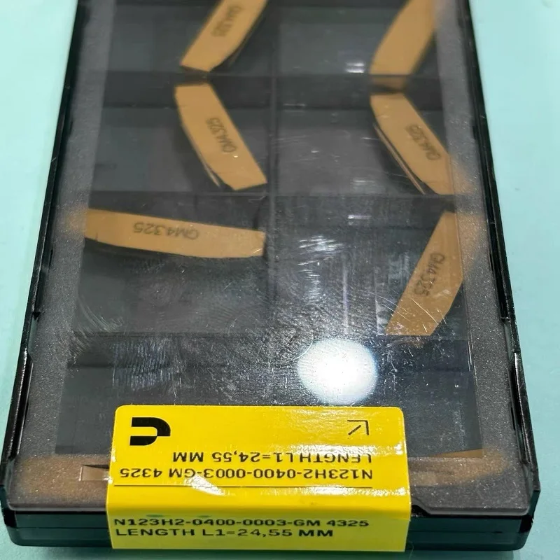 

Hard alloy cutting blades N123H2-0400-0003-GM 4325