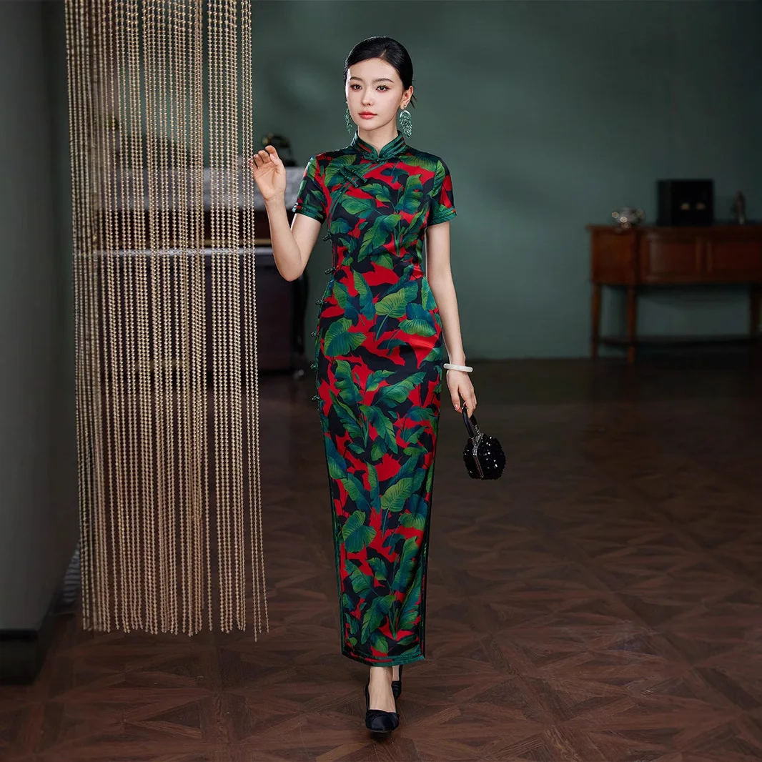 

Silk Floral Traditional Vintage Modern Cheongsam Qipao Short Sleeve Women Improved Mom Dress Daily High-End Temperament