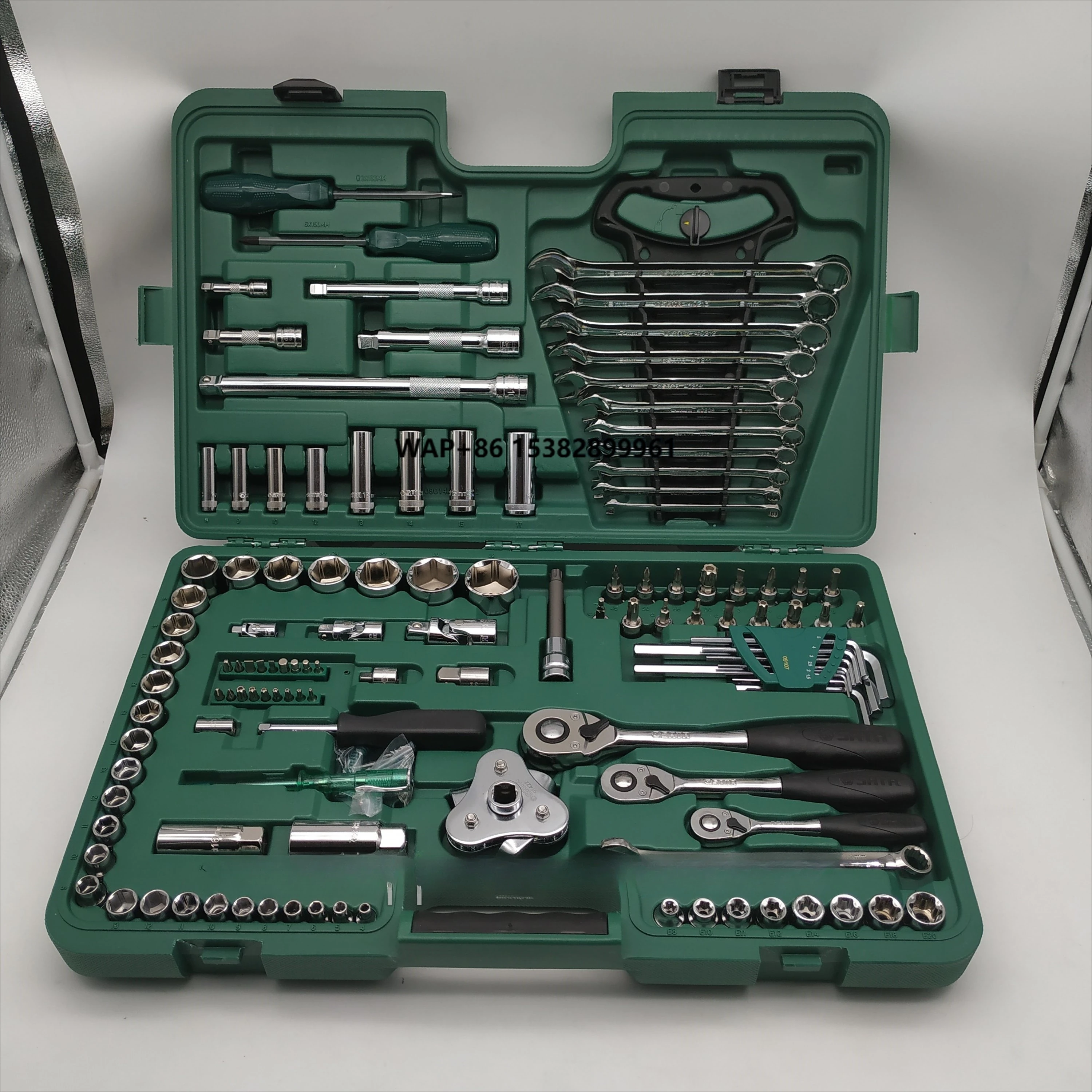 

122pcs Steel Socket Set Hand Tool Box Kits for Automotive & Vehicle Repair Auto Mechanic Essentials