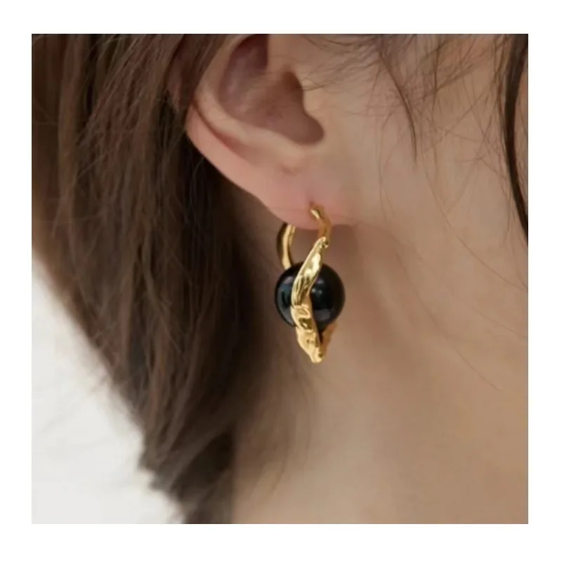 

Personalized Design Black Agate Retro Earrings Exaggerated Earrings Light Luxury High Sense Silver Needle Earrings Niche Fashion