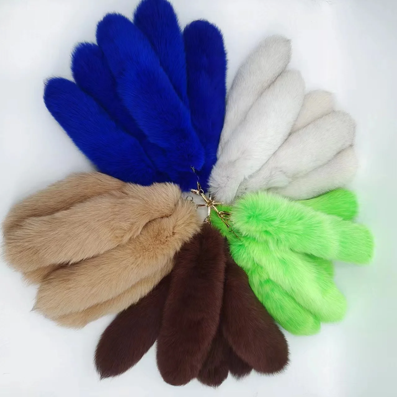 Real Fox Fur Tail Keychain Wolf Tail Fur Tassel Bag Charm Tag Black and Brown Pom Pom Charm Keyring Holder Strap Chain Gifts