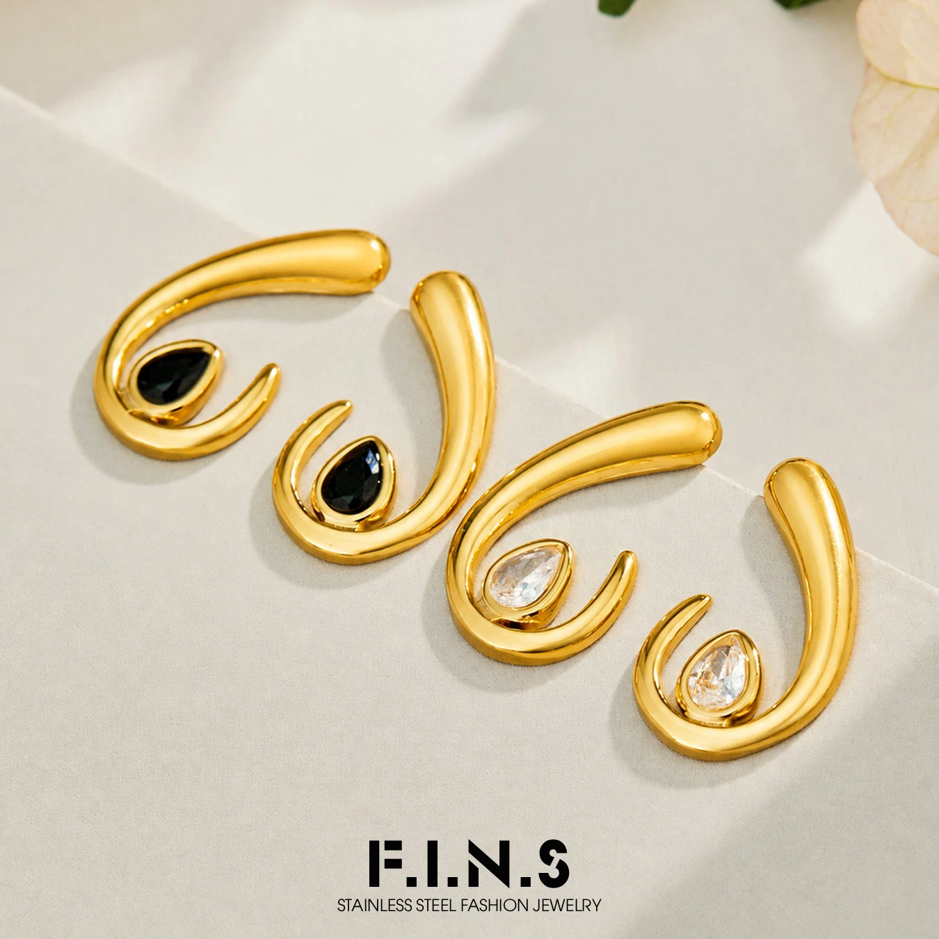 ​F.I.N.S Fashion Stainless Steel Leaves Flower Stud Earrings Bright Anti Allergy Waterproof Charm Texture Tarnish Free Jewelry
