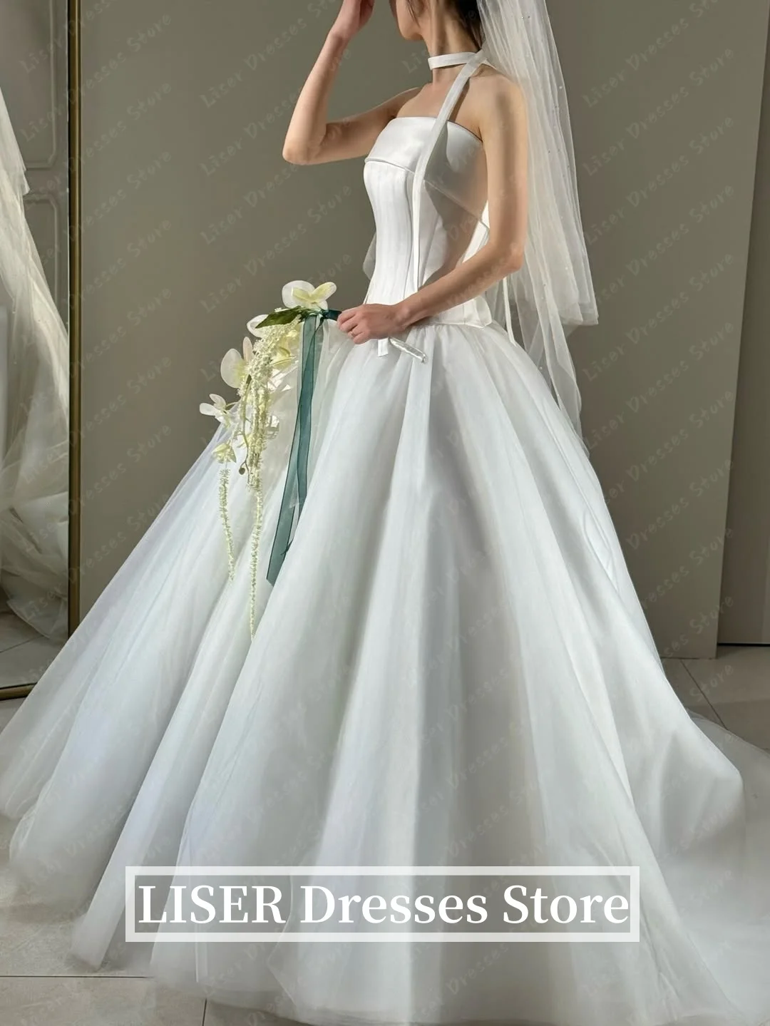 Liser Strapless A-Line Korea Sleeveless Satin Wedding Dresses 웨딩드레스 Corset Simple Ivory Customized Pretty Bride Gowns Plus Size