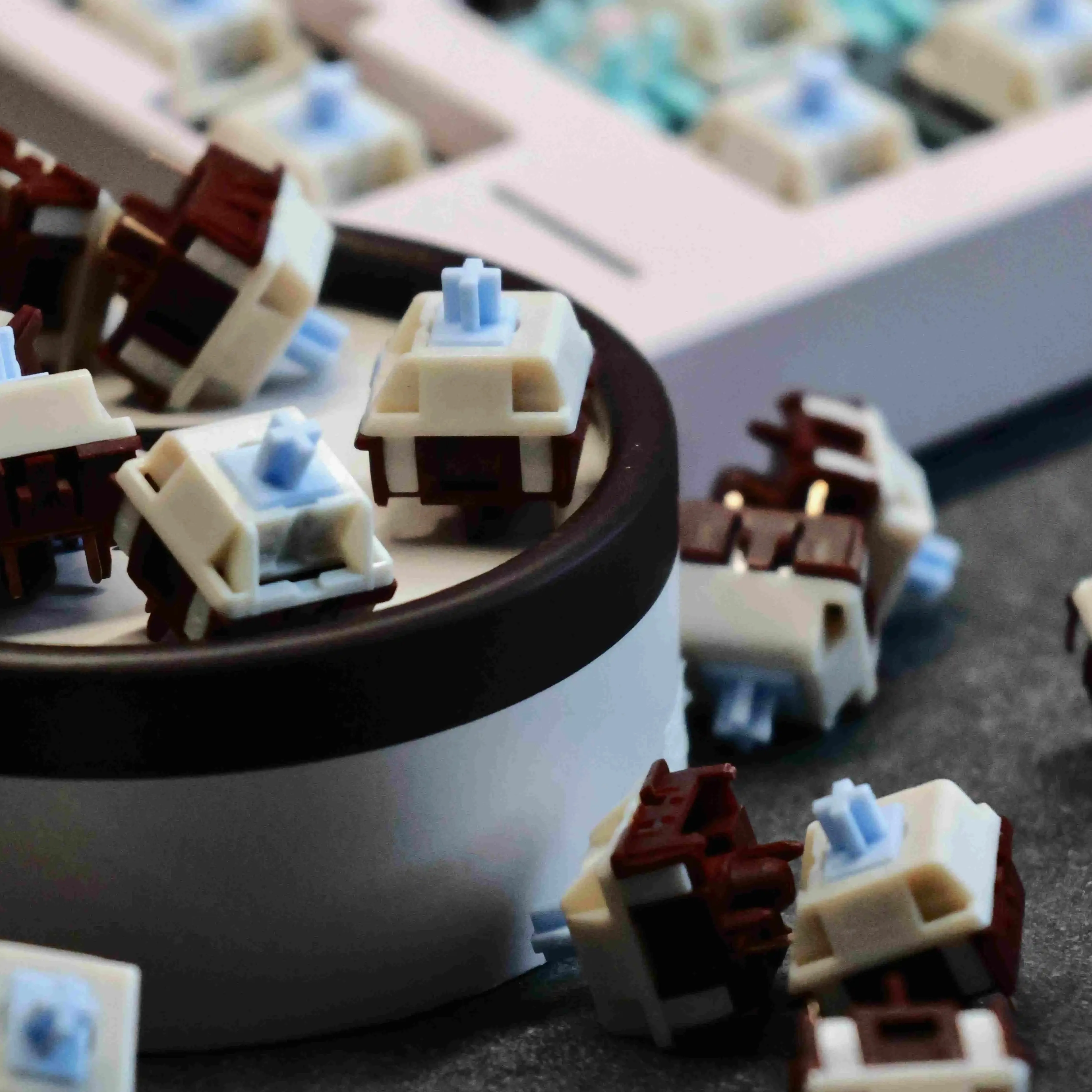 Coconut Blue Latte Switch HIFI Lubed Linear Switch 45g/32g 2.0mm Trigger Itinerary Custom Shaft for Mechanical Keyboard Switch