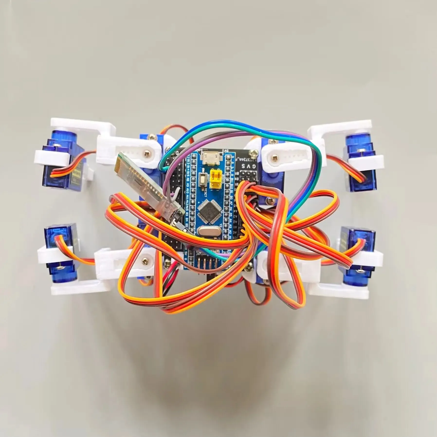روبوت رباعي الأرجل #5