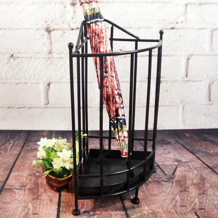 European Wrought Iron Umbrella Frame, Floor-to-ceiling Living Room Umbrella Bucket, Mediterranean Style Shelf