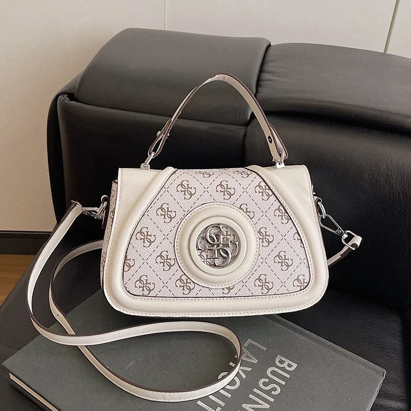 

Elegant Bow-Accent Leather Shoulder Bag Women's Chic Handbag Designer Inspired Crossbody Purse For Special Occasions