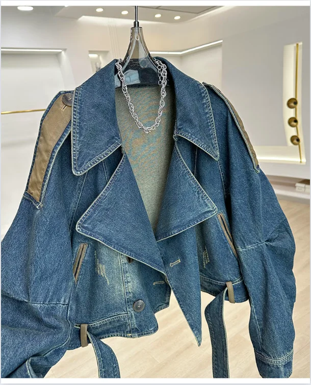 Jaket denim perca antik wanita, jaket denim gaya Korea longgar dengan rasa desain dan tampilan unik