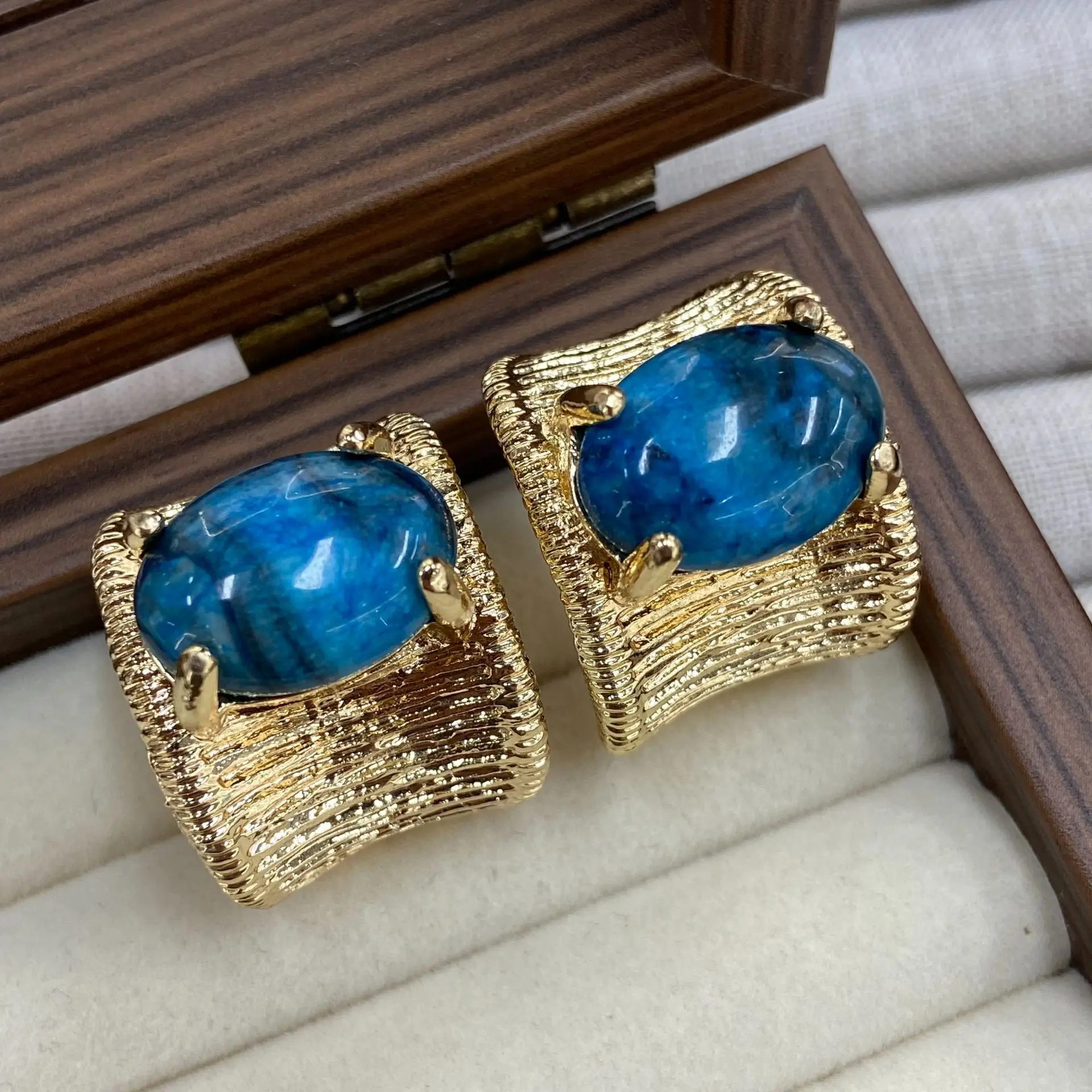 Antique Texture C Frame Earrings Cabochon Natural Gemstone Stud Earrings Multicolor Oval Stone Boho Statement Jewelry Gold Color