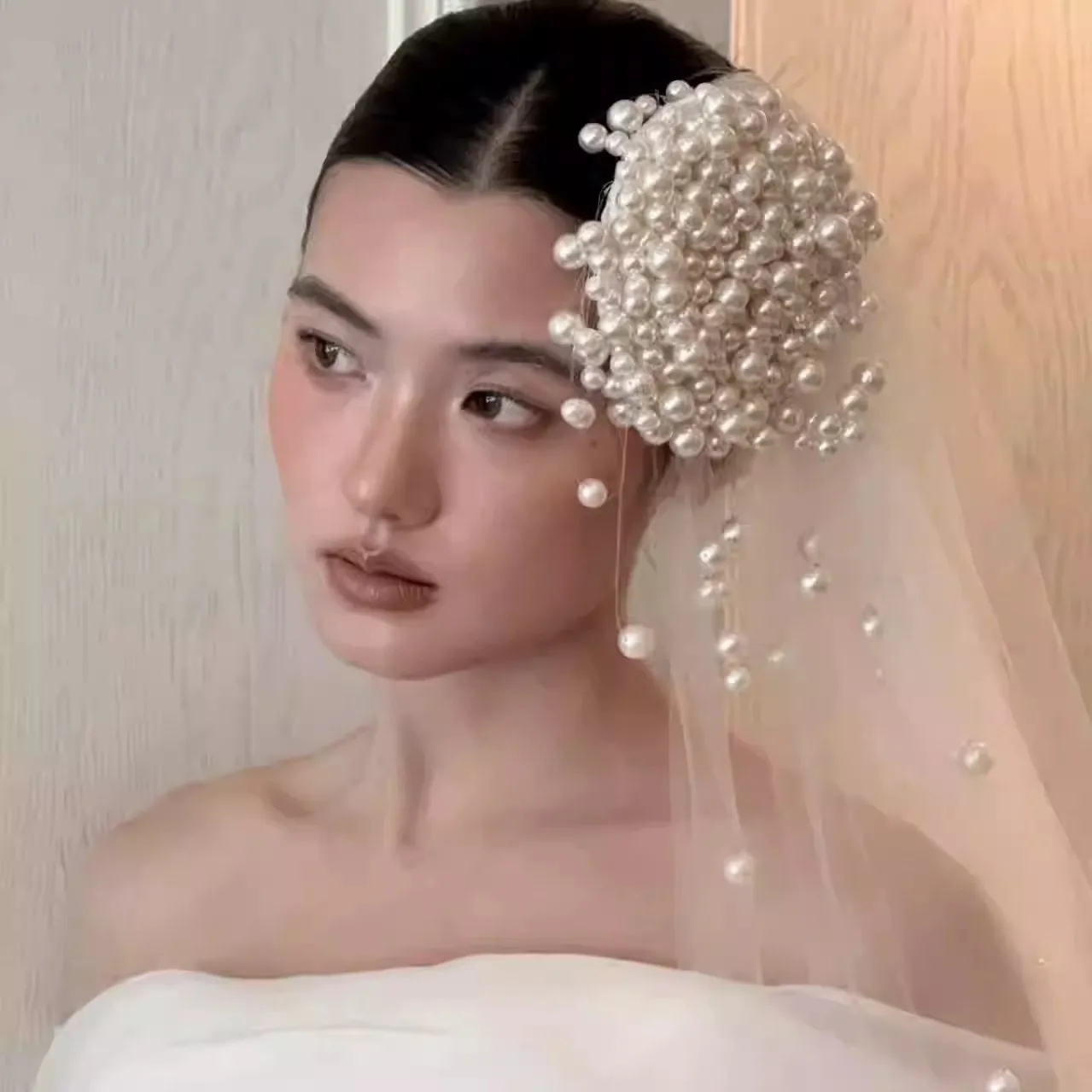 

Handmade Bridal Wedding Dress with Pearl Wedding Dress Travel Photography Outdoor Headwear New Exquisite