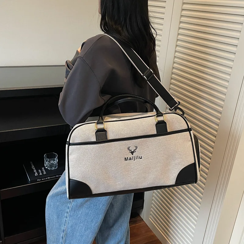 

2025 A/W Women's Trendy Travel Organizer Bag - Minimalist Design, Handheld/Shoulder/Crossbody, Ideal for Short Trips