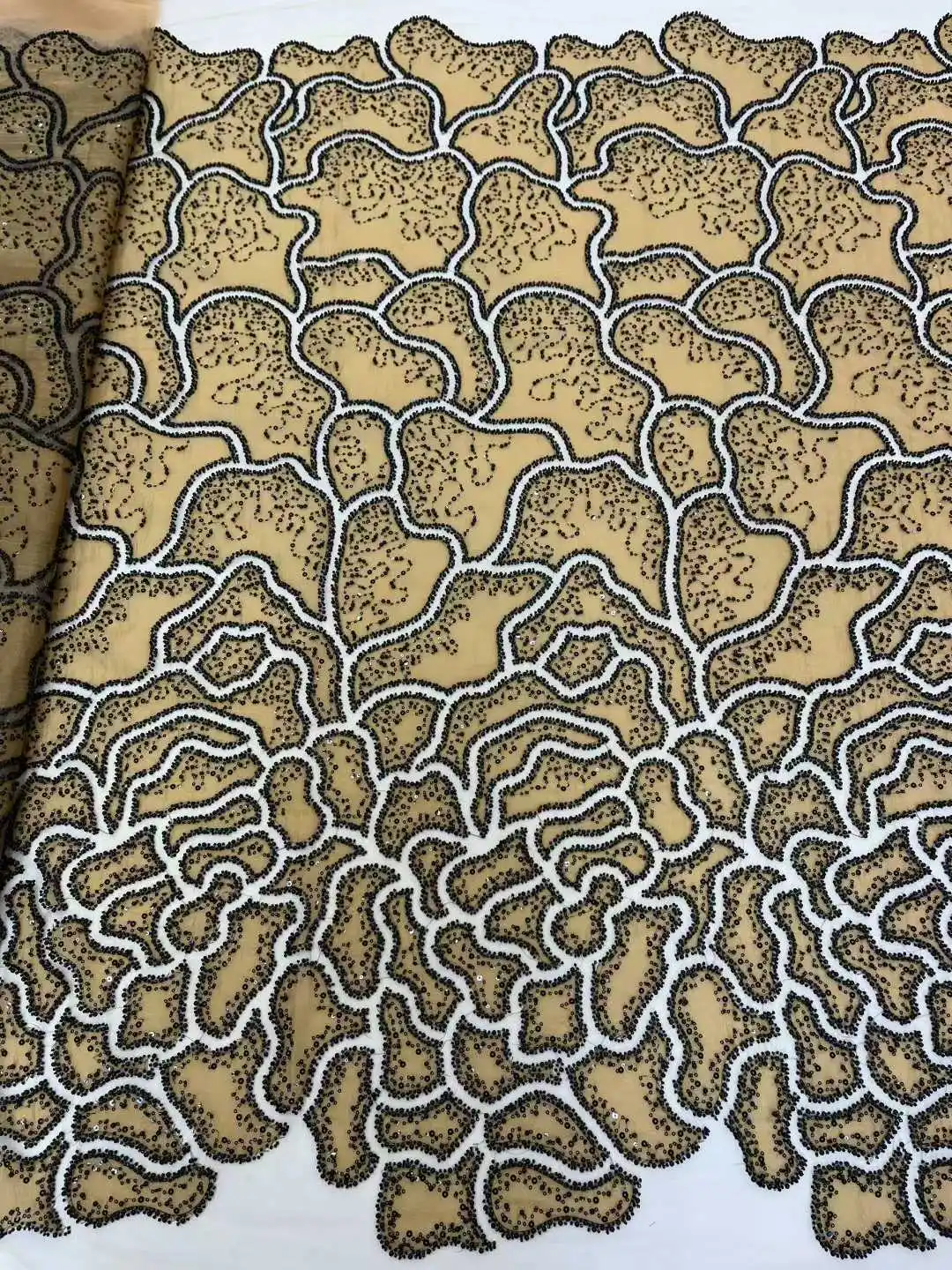 

African Sequins Beaded Lace Fabric High Quality French Tulle Lace Fabric Groom Embroidery Nigerian Lace Fabrics For Dress