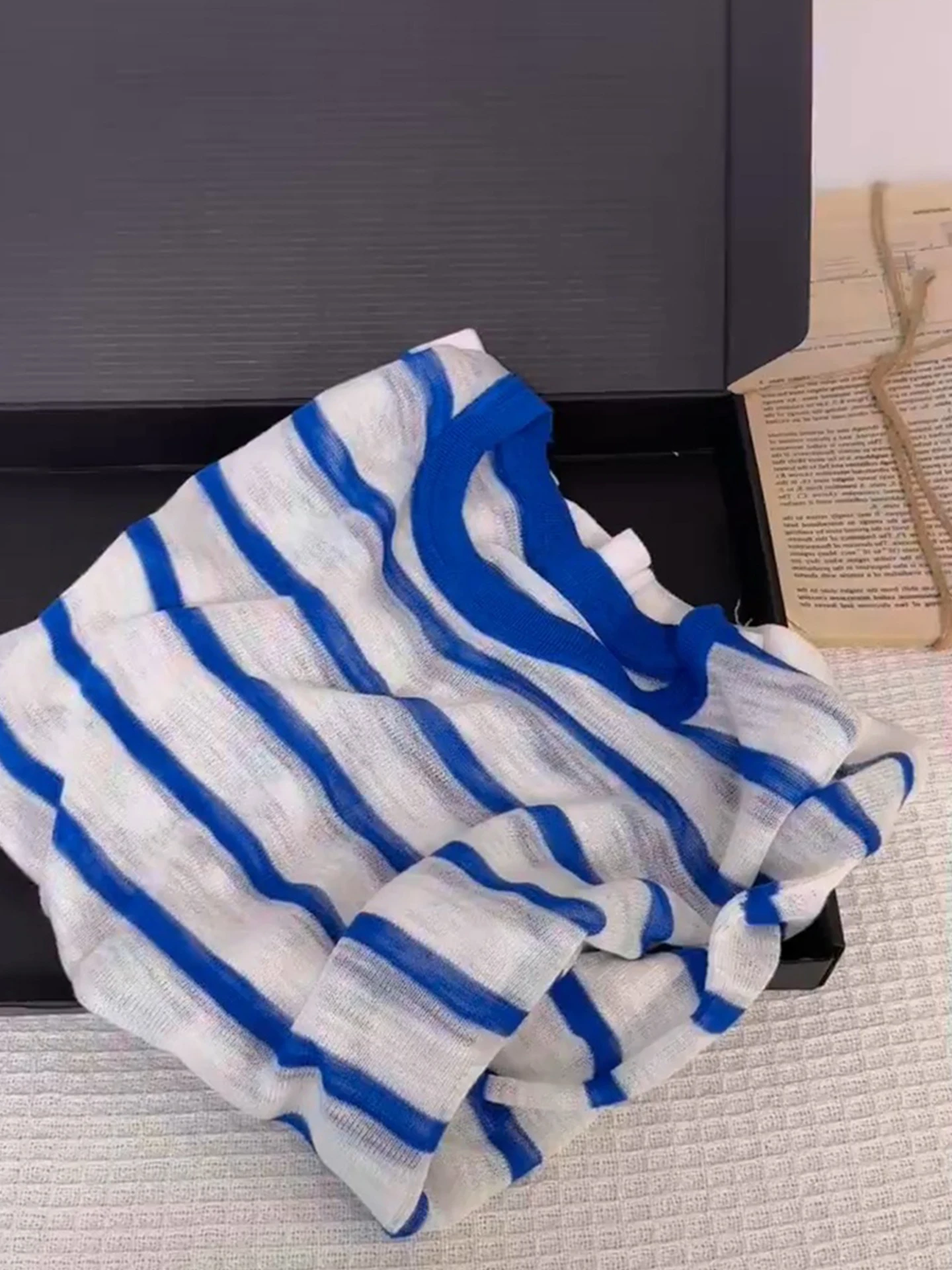 

Модный полосатый трикотажный топ с длинным рукавом для женщин, дизайн с цветовыми блоками, лето 2025, элегантный корейский стиль, прямой крой, шелк