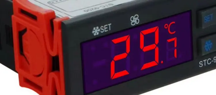 

LED Digital Temperature Controller, Thermostat, Temperature Regulator, Incubator Relay, Heating/cooling Function 220V STC-9200