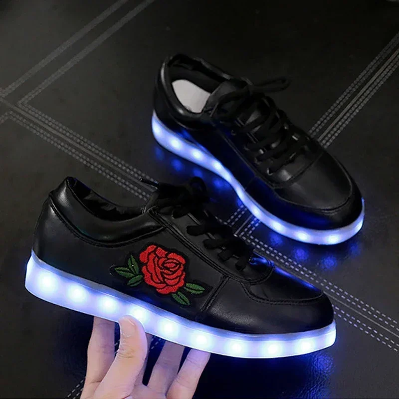 Size 34-42 Kids USB Luminous Sneakers for Girls Glowing Sneakers Krasovki with Backlight Boys Women Shoes with Light Led Shoes