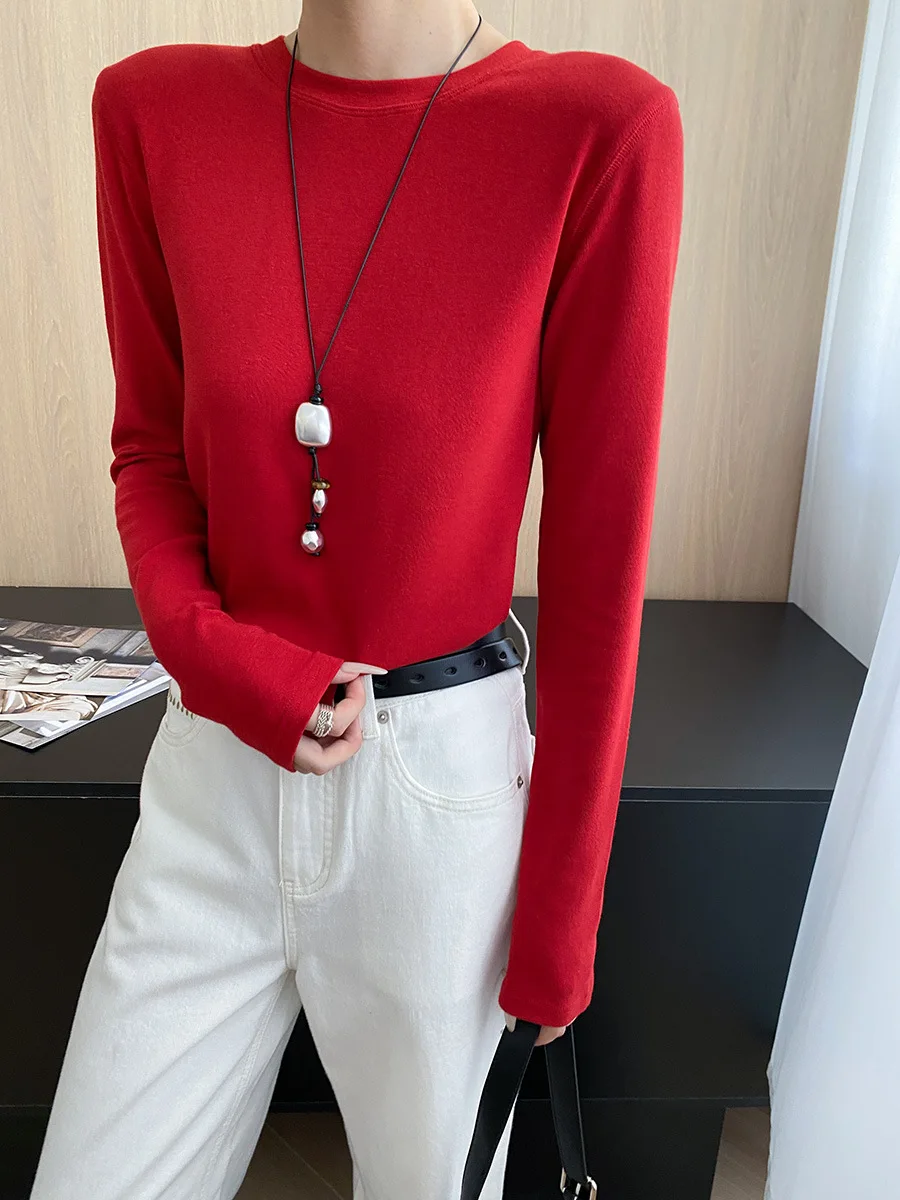 

Lazy breathing sensation, simple and versatile solid color round neck, front shoulder slimming, base long sleeved T-shirt