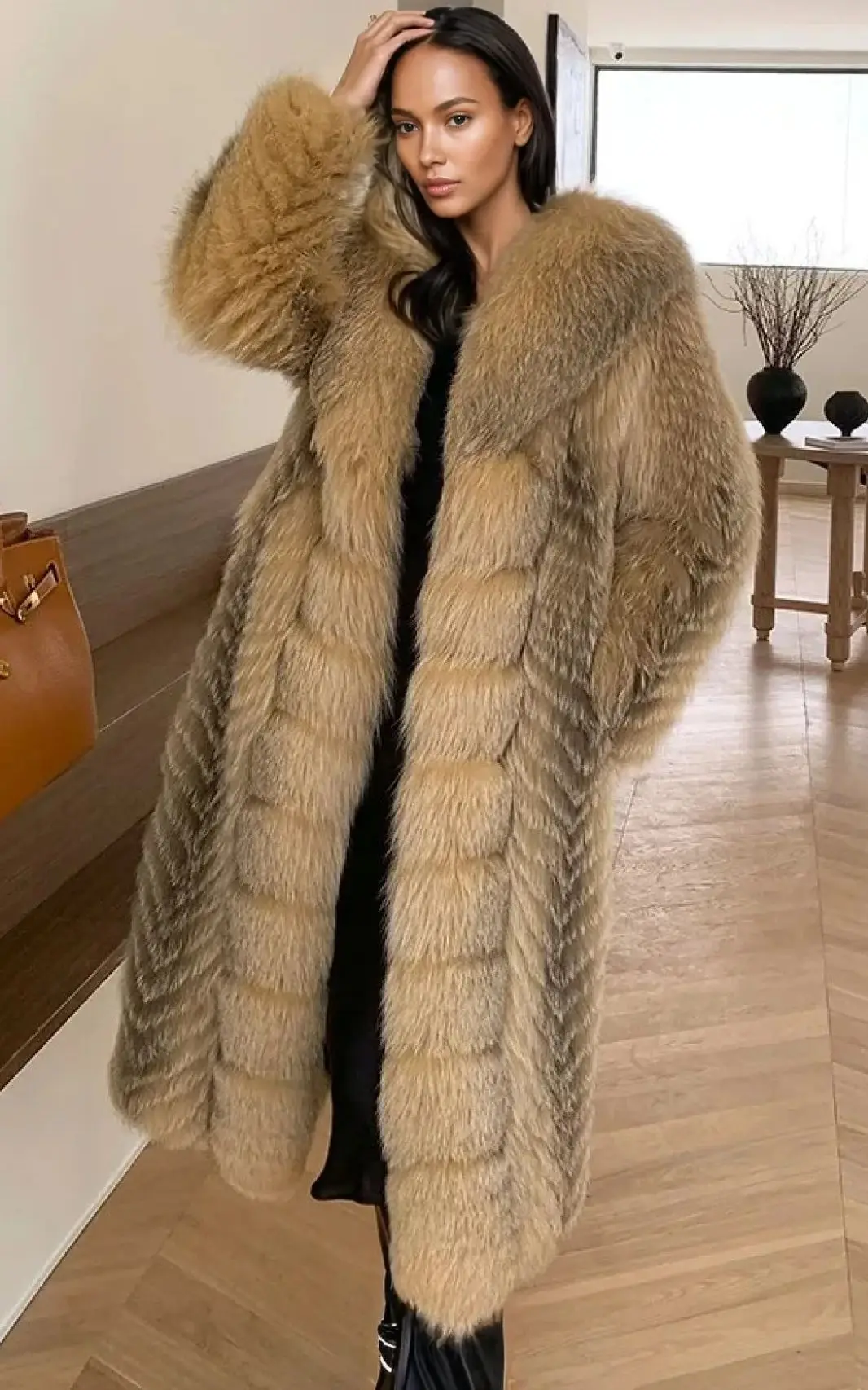 Women's Whole Leather Silver Fox Fur Coat Trendy Inlay Tech X-Long