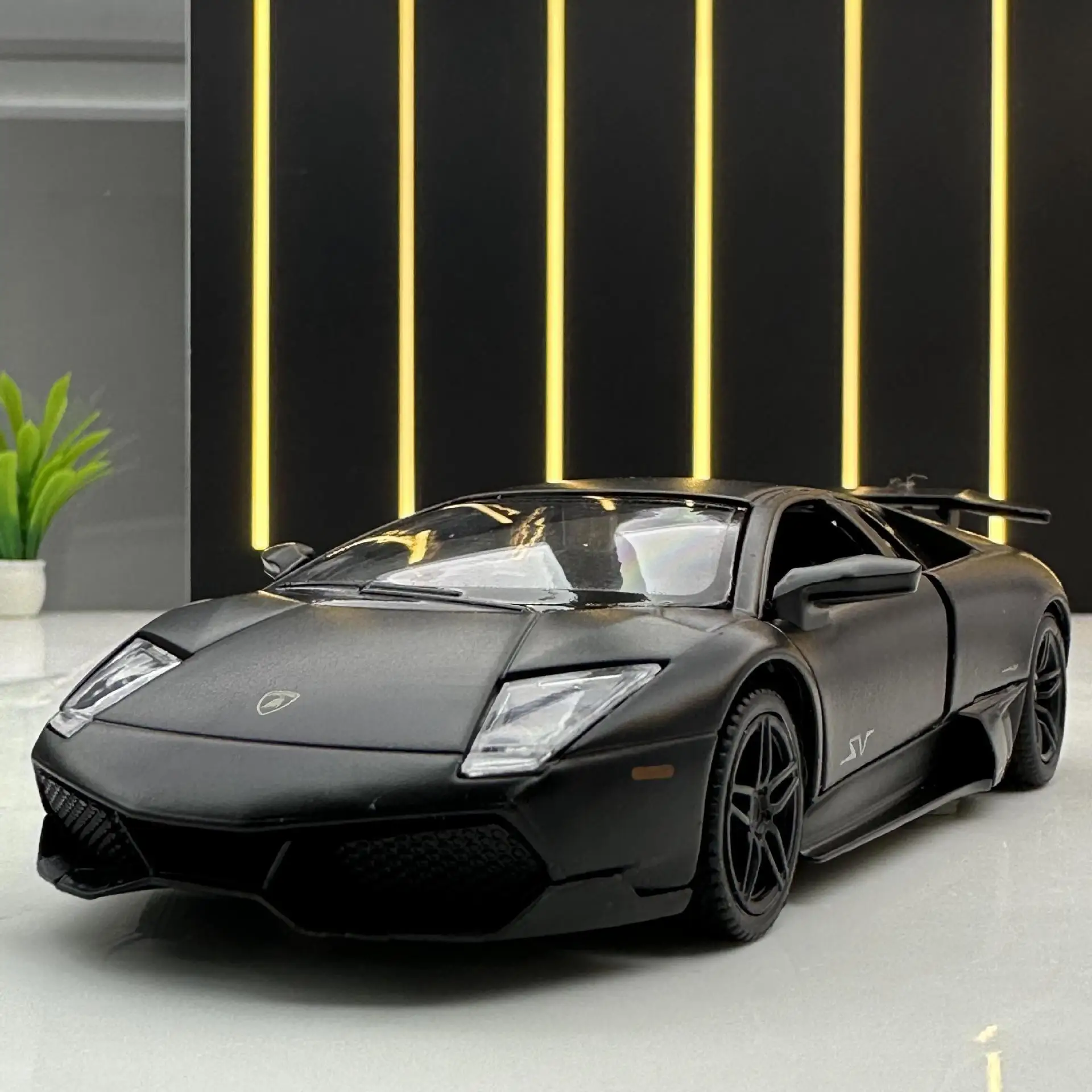 1:36 Lamborghini Murcielago LP 670-4 SV Diecast Car Metal Alloy Model Car Toys for kids Gift Collection A235