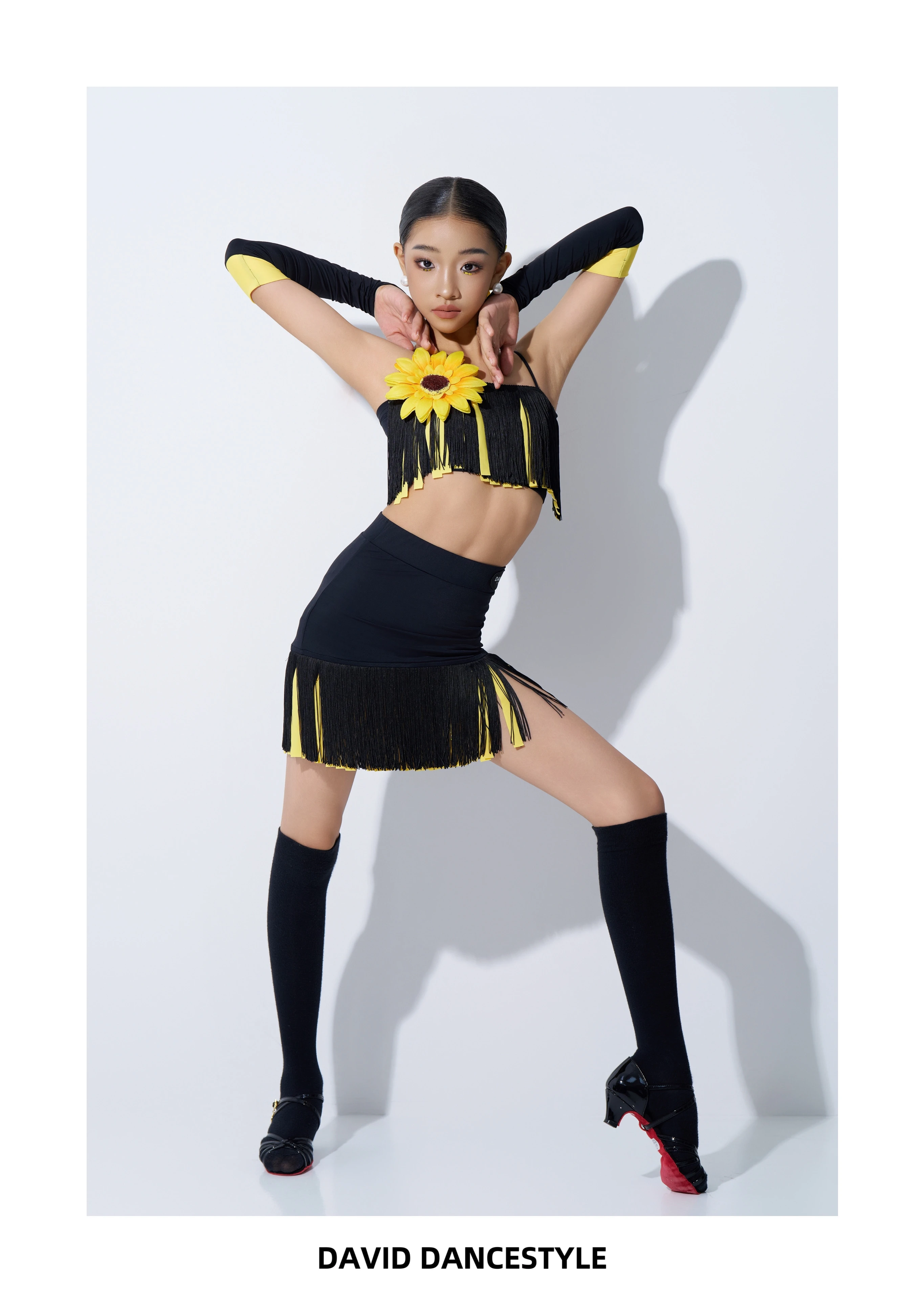 

UK Latin Dance Two Piece Set for Girls Fringe Top & Skirt with Floral Applique Spaghetti Strap Ruffle Design