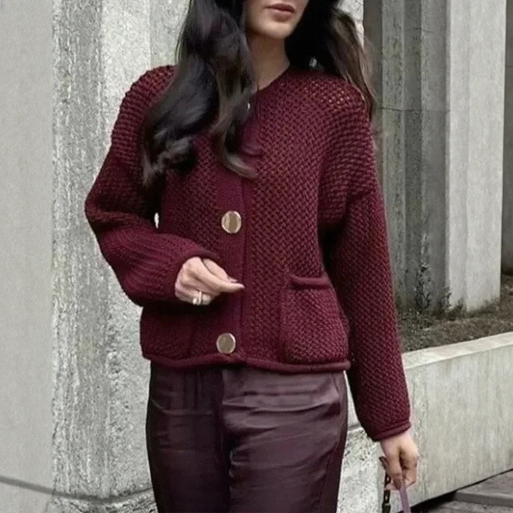 

Women's Long Sleeve Buttoned Cardigans Loose Fit round Neck Casual Open Front Outerwear for Autumn Winter Daily Wear