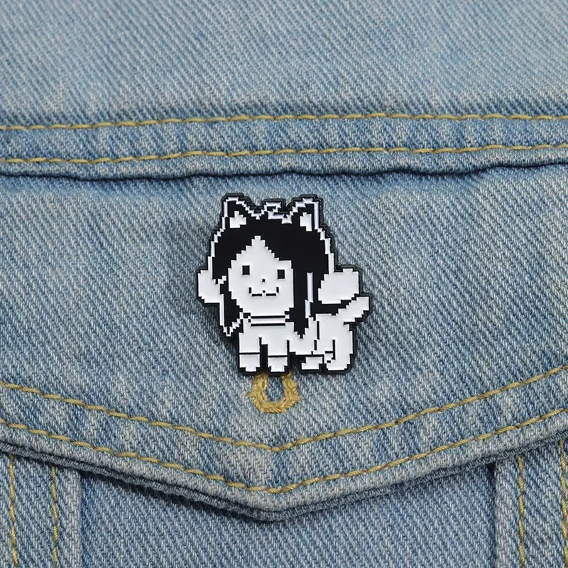 Cartoon Game Pixel Cat Brooch Cute Animal Enamel Alloy Pins Backpack Clothes Lapel Badge Decorative Jewelry Gift Drop Shipping