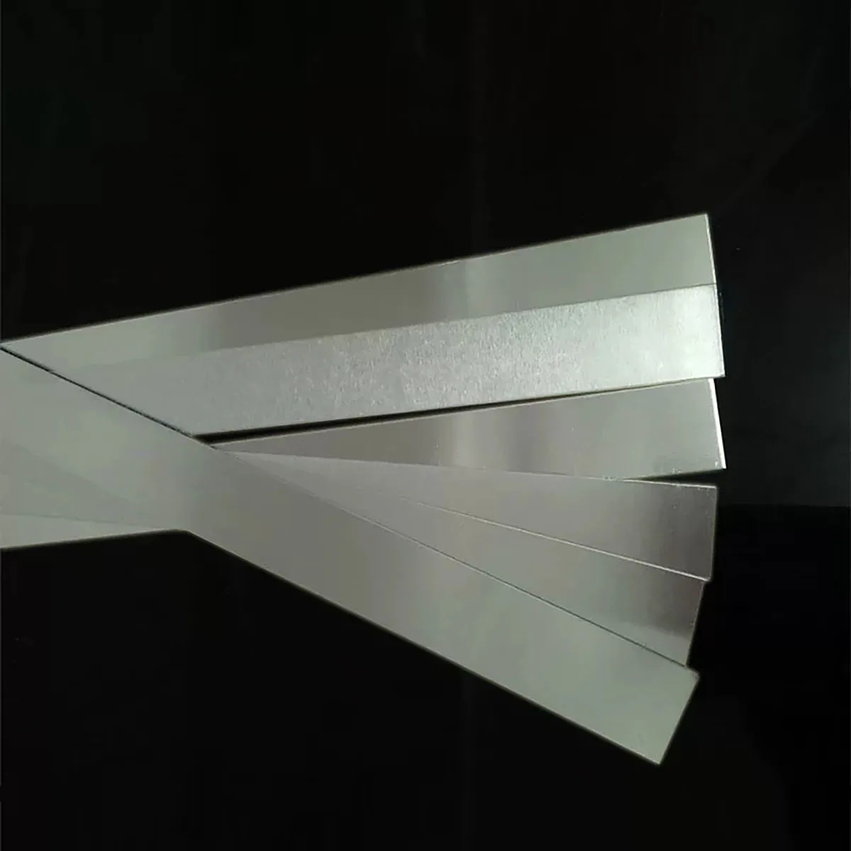 

White Brass Plate Sheet Foil Strip Copper-nickel Cupronickel Argentan 18 Ni Tutenag 100x100/100x200/100x300mm Thickness 0.1-2mm