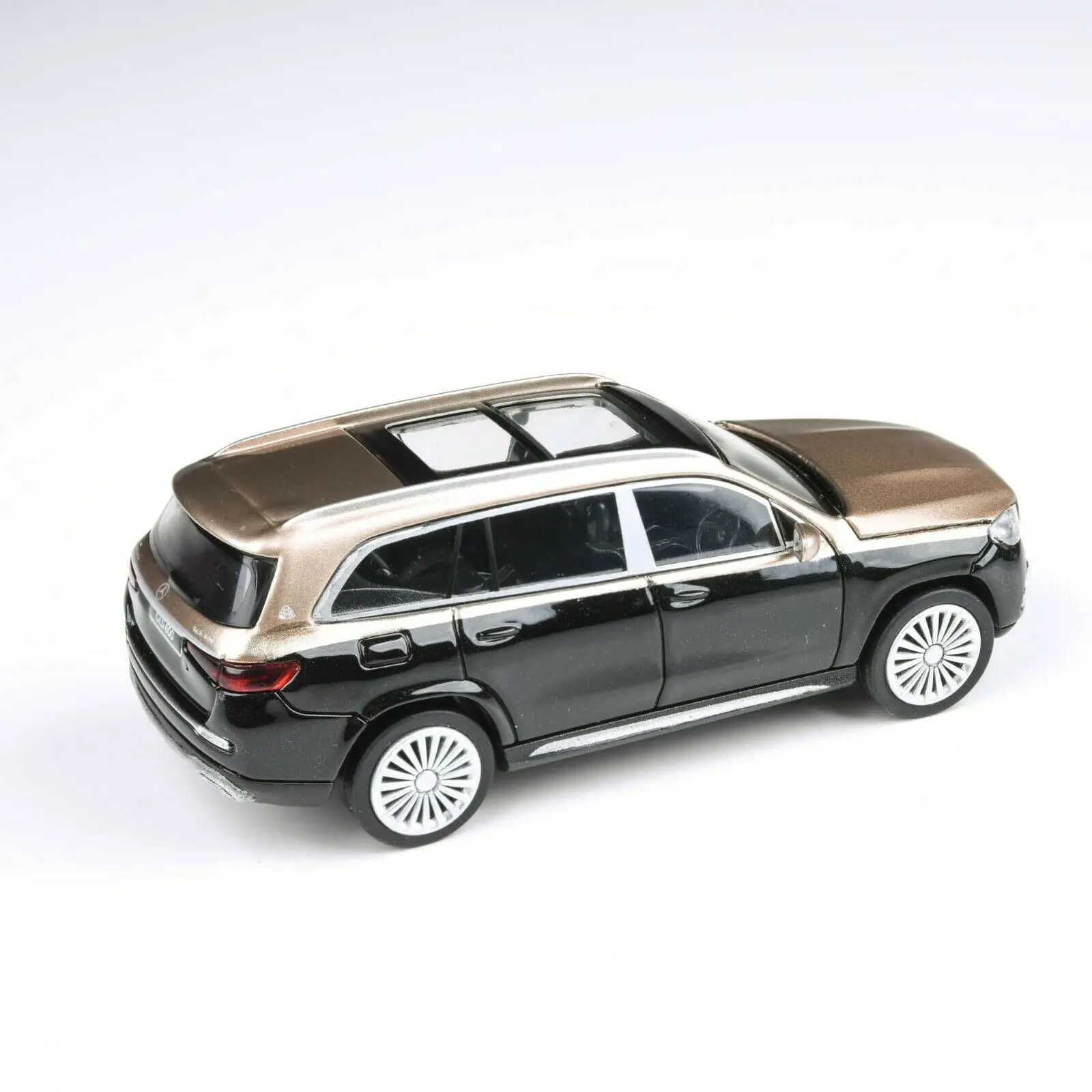 New 1/64 Scale GLS 600 SUV 3inches Car Diecast Alloy toys for collection gift