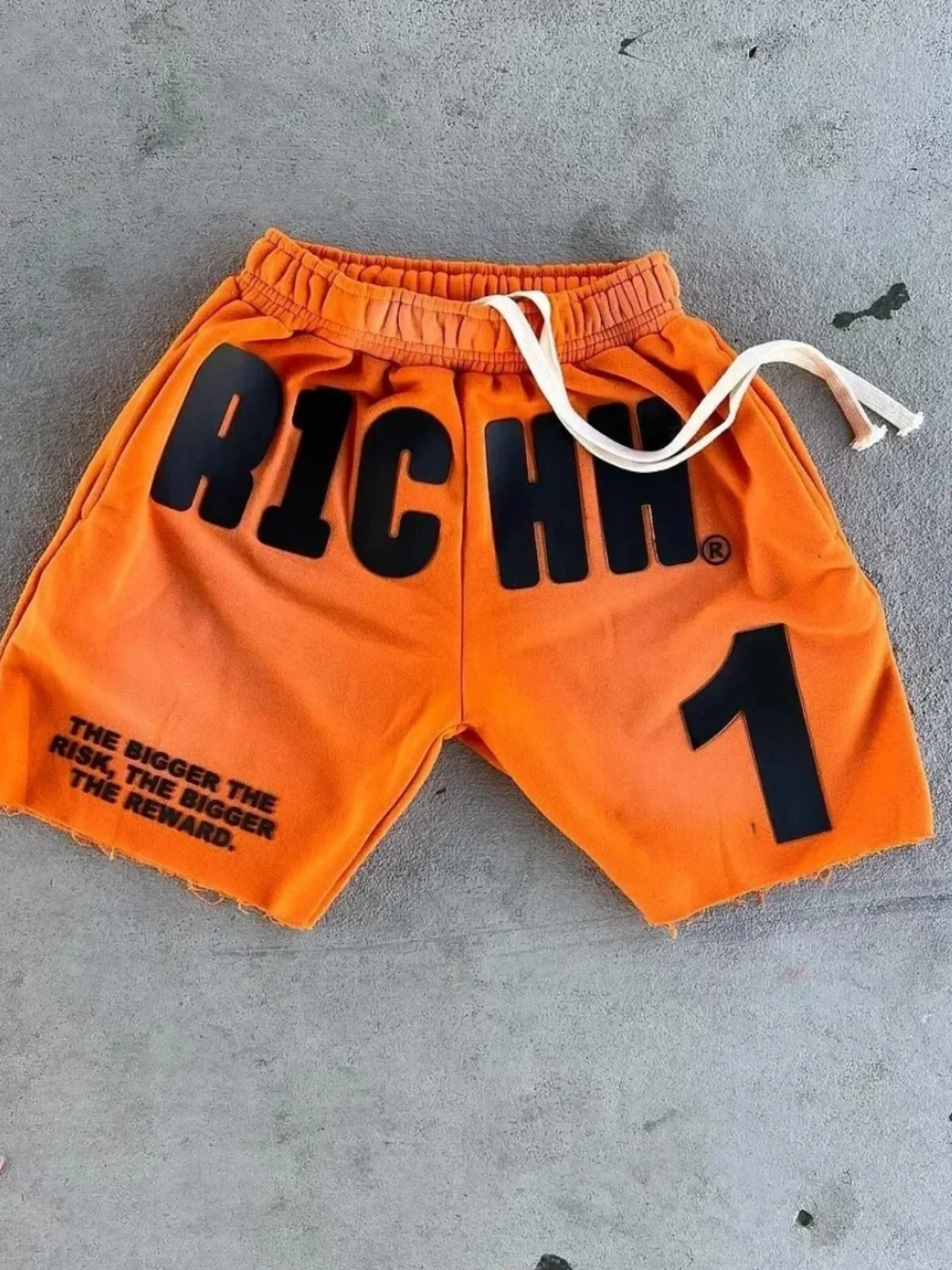 سراويل كرة سلة كاجوال كبيرة الحجم ex فضفاضة تناسب الساق المستقيمة سراويل شبابية حضرية Sle مناسبة لجميع المواسم