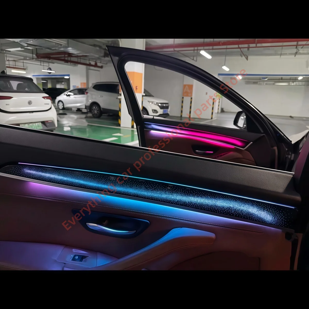 أجزاء الإضاءة المحيطة LED للسيارات لسيارات BMW F10 F11 لوحة تقليم الباب 64 لون تعديل الغلاف الجوي الداخلي APP التحكم في الشاشة