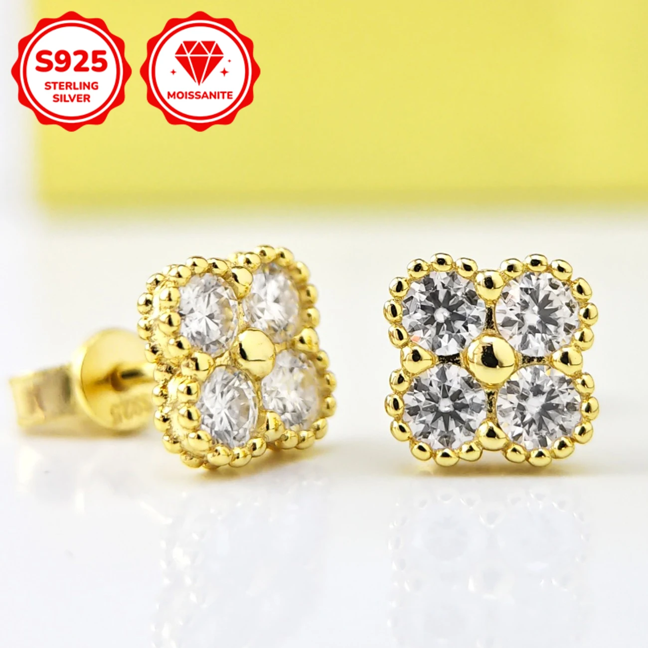 

1Pair 0.4Carat Exquisite S925 Moissanite Earrings Are An Excellent Souvenir for Friends, While High-quality Wedding Jewelry.