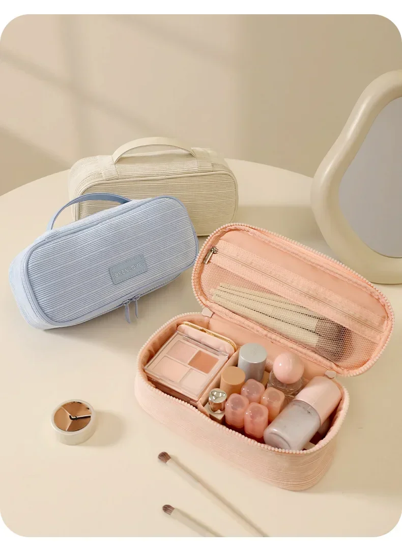 2026 Neue Cord-Kosmetiktasche für Frauen Große Kapazität Make-up-Tasche Samt Quadratische Multifunktionale Handtasche zur Aufbewahrung von Hautpflegeprodukten – Detail 3