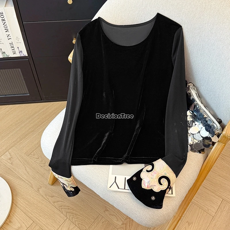 قميص بدلة تانغ ذو ياقة مستديرة مطرز على الطراز الوطني الصيني الجديد لعام 2025 بأكمام طويلة للنساء بطبقة قاعدة كلاسيكية t01