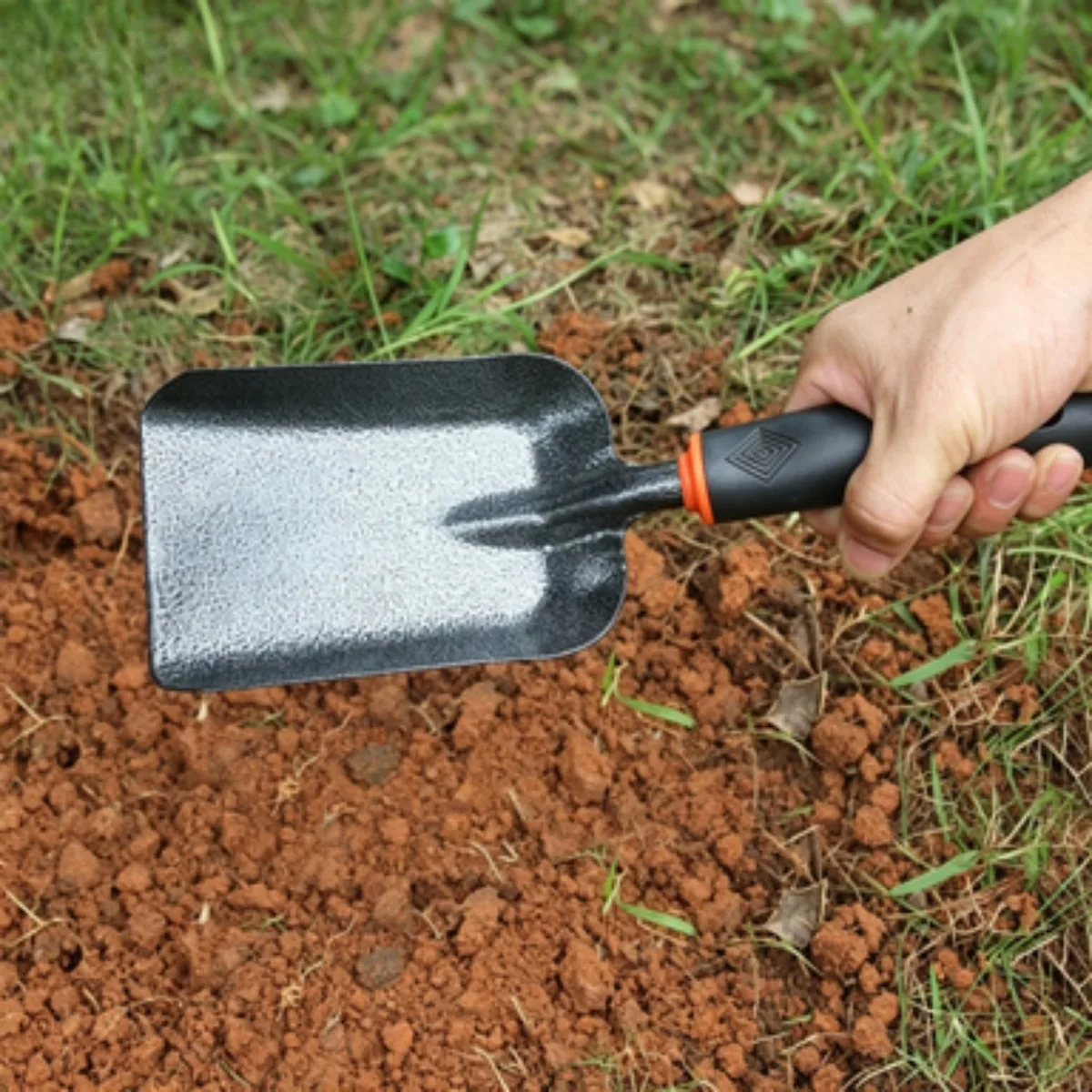 Multipurpose Garden Shovel, Non-Slip Handle, for Digging, Weeding, Transplanting, Indoor & Outdoor Use.