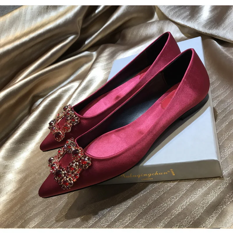 2024 Larger Size 31-46 wedding Shoes Women Pointed Toe Flats Red Luxury Loafers Ballet Slip-on Breathable party buckle bride sho