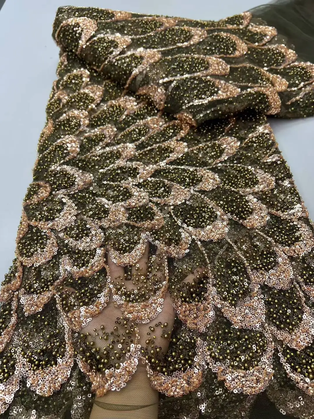 2025 คุณภาพสูงมาใหม่ลูกปัดแอฟริกันทําด้วยมือลูกปัดผ้าลูกไม้ไนจีเรียSequinsลูกปัดผ้าลูกไม้ผู้หญิงชุดแต่งงาน