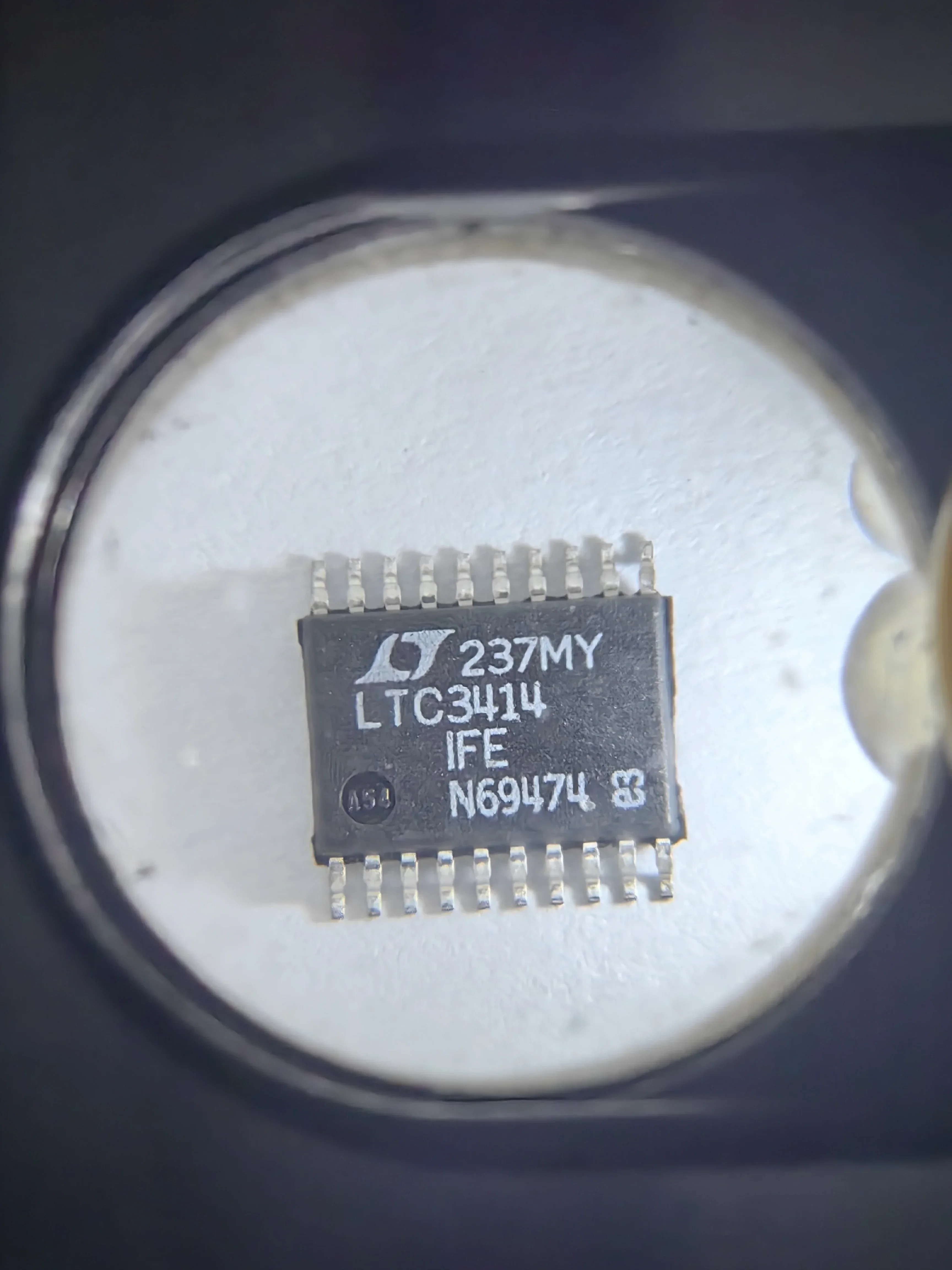LTC3414EFE LTC3414IFE LTC3414MPFE LTC3414 - 4A, 4MHz, Monolithic Synchronous Step-Down Regulator