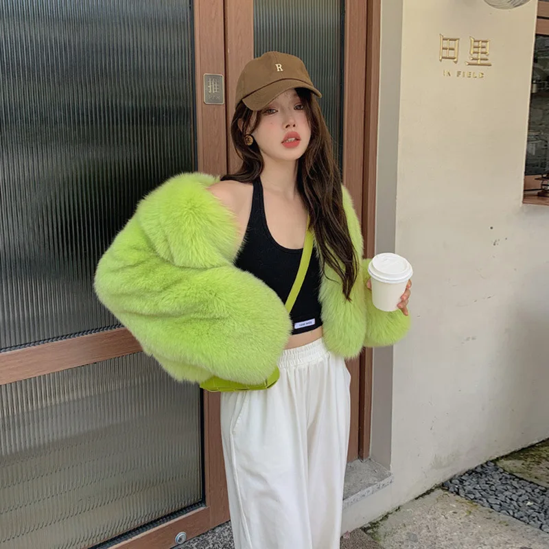 女性フェイクファーコートショート蛍光グリーンジャケット暖かい豪華なアウターウェア韓国スタイルトレンディな冬のファッショントップス