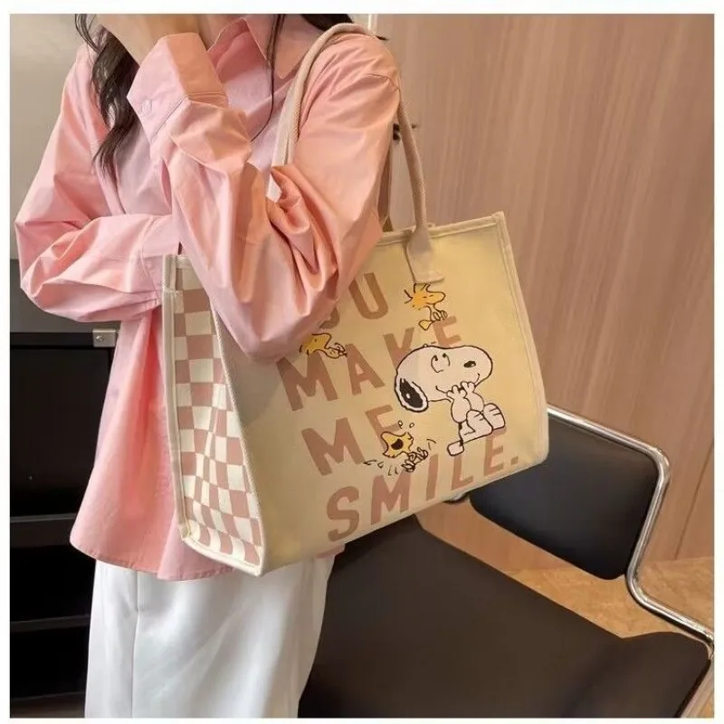 Cute cartoon print pattern Snoopy new fashion simple versatile large capacity single canvas shoulder bag animation peripherals