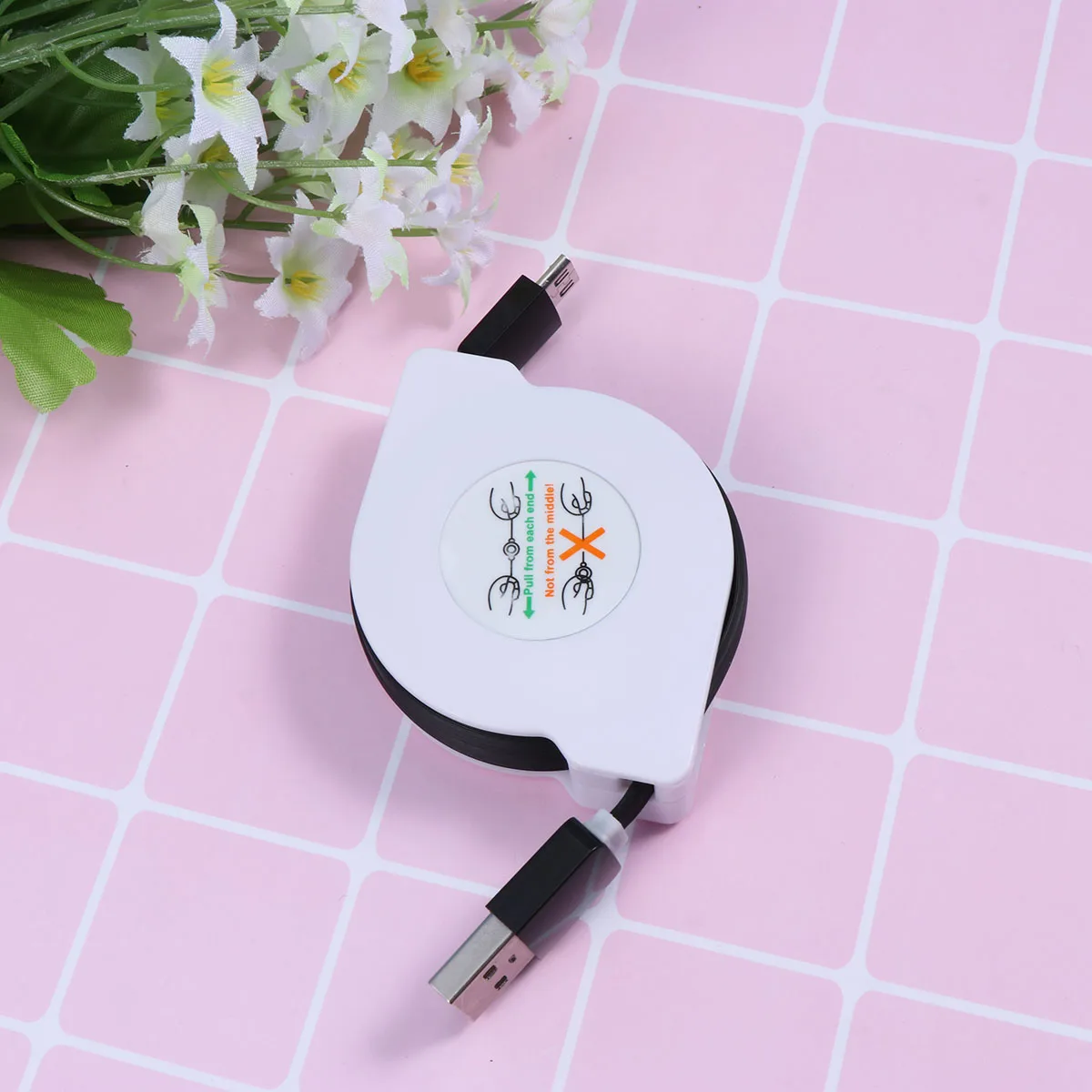 

2M Telescopic Data Cable USB Cord Retractable Cables for Mobile Phones Store Home Office Car Travel