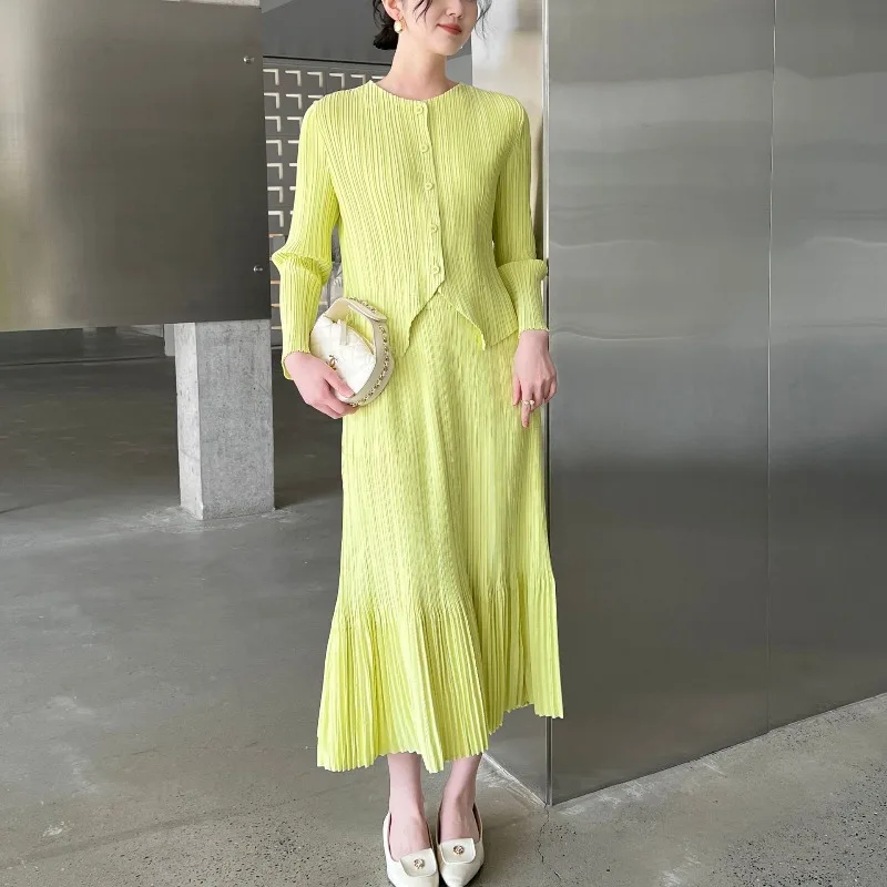 

Miyake 2026 Fall New Pleated Japanese and Korean Women's Top Simple Casual Cardigan Fishtail Half Skirt Suit Office Wear