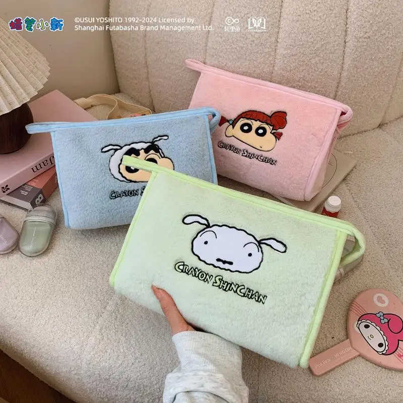 

Anime Crayon Shin-Chan Plush Pen Bag Cartoon Makeup Bag Toiletry Bag Travel Portable Change Makeup Storage Portable Makeup Bag