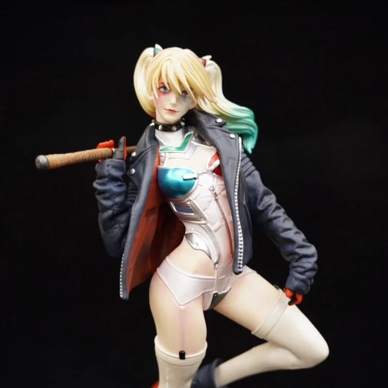 

New 33cm Harleen Quinzel Action Figure Harley Quinn Figures Model High Quality Version The Clown'S Girl Statue Toys Boy Gifts