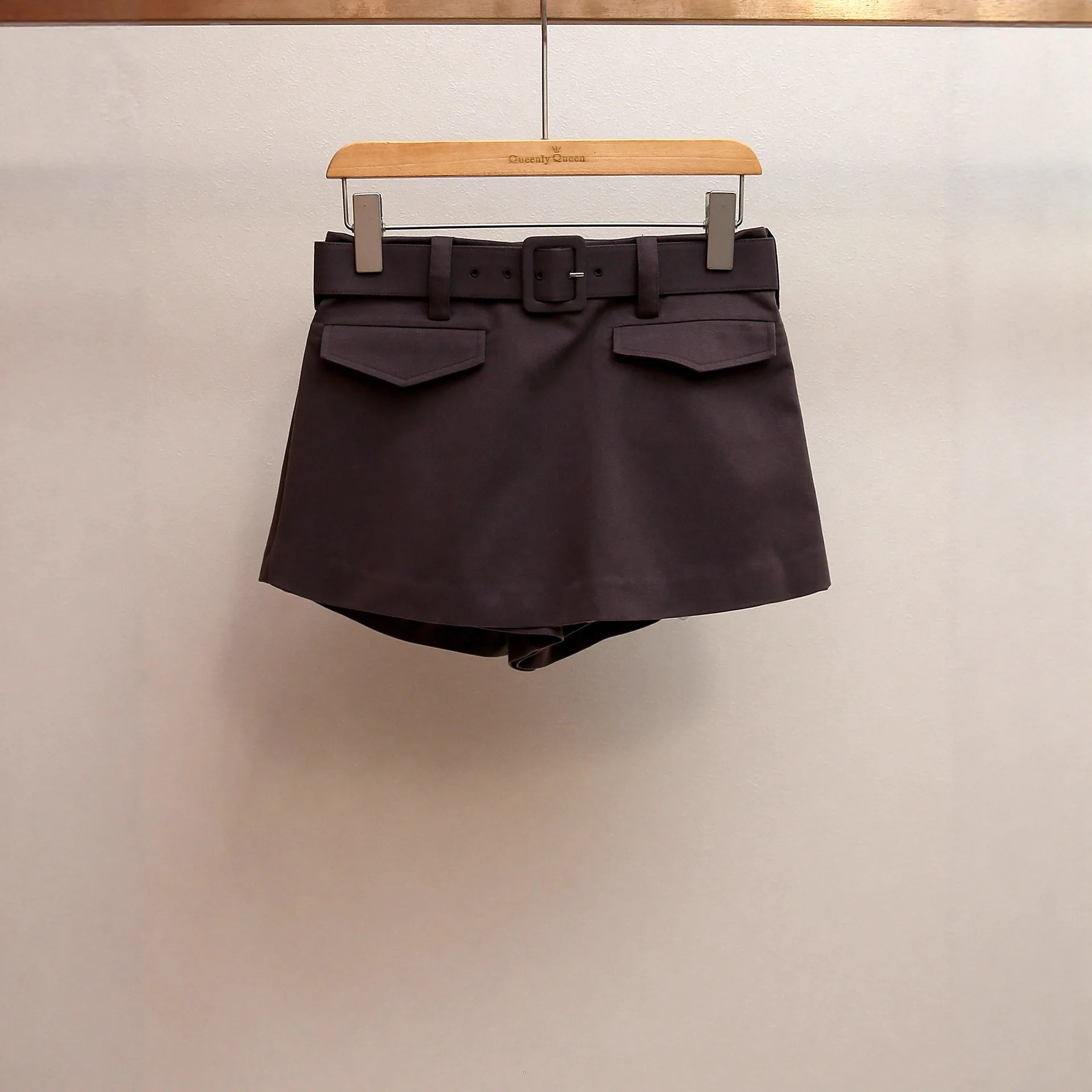 

Autumn New French Retro Y2K Style Maillard Brown A-Line High-Waisted Belted Skort for Women
