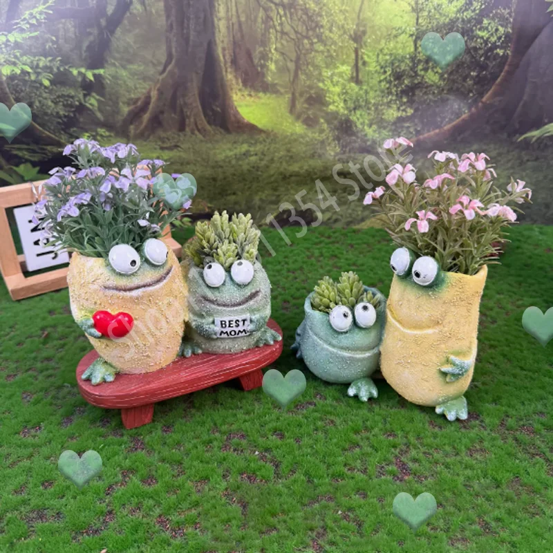 Frog Planter Pot, Succulent Flower Pot Decorations Creative Garden Decor for Indoor Outdoor Plants Decompression Resin Crafts