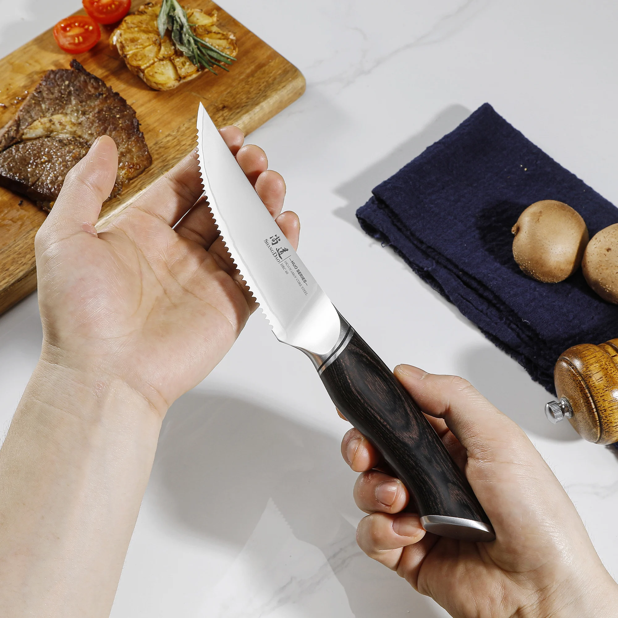 SHANGDAO Set of 6 Steak Knife ,High Carbon 10Cr15CoMoV Core  Steel with Pakkawood Handle & Professional 4.5 Inch Steak Knife - view 3
