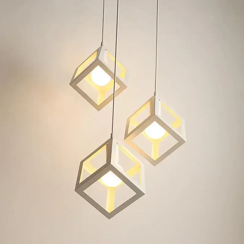 Simple wrought iron  pendant light  Restaurant bar Industrial style diamond geometric   pendant light