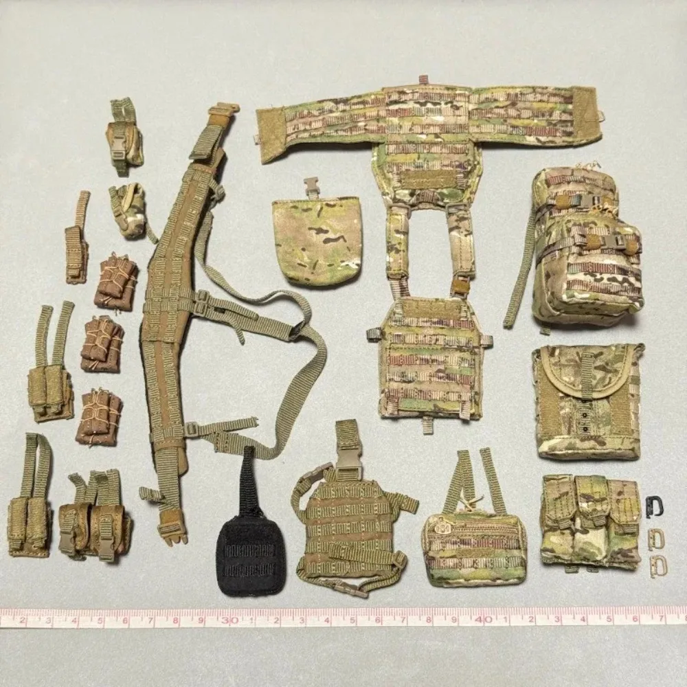 

ES 26071 1/6 Scale Soldier Chest Hanging Set Model for12''Russian FSB Alpha